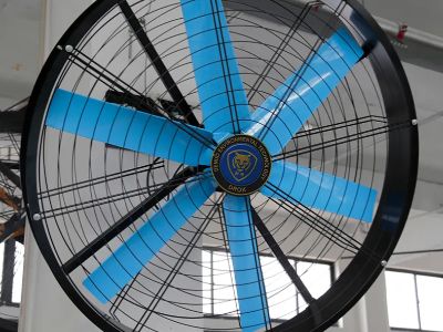 What Makes PMSM Fan Manufacturers Different from Traditional Fan Makers?