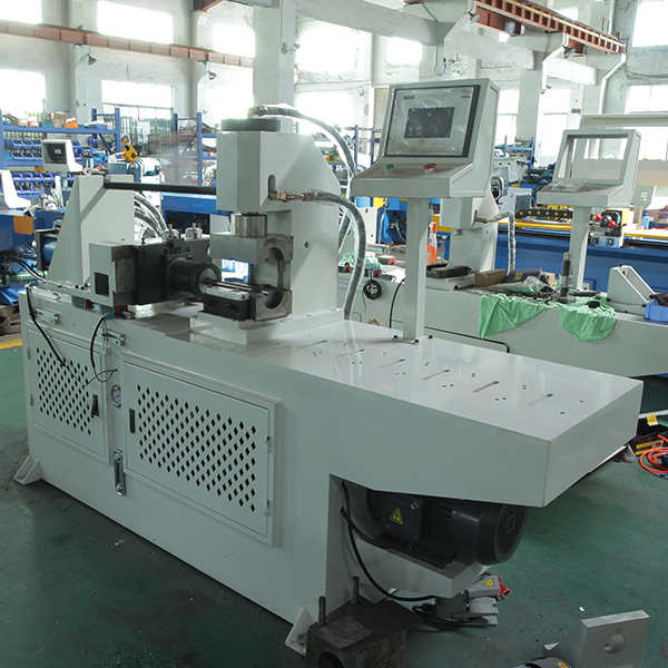 تأثير تشكيل الأنابيب على الأداء والسلامة