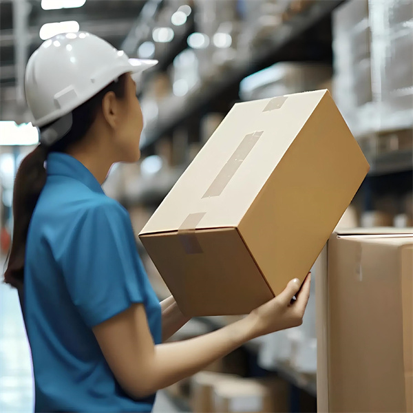 הקל על ניהול העסק שלך ב-Shopify עם המספקים המובילים האלה של דרופשיפינג