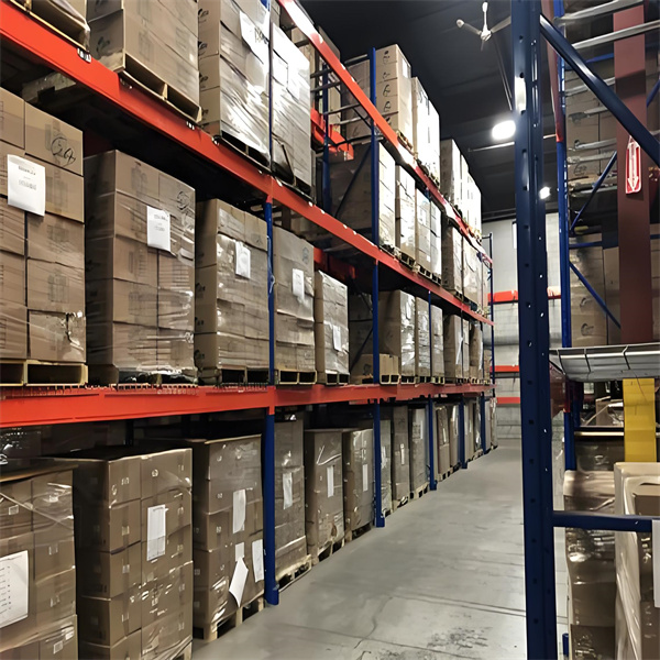 Adattarsi all'evoluzione del panorama della gestione del commercio elettronico