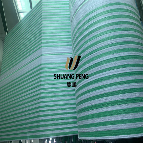 Enthüllung der vielfältigen Anwendungen von Planen und Leinwand in der Schifffahrt und Automobilindustrie