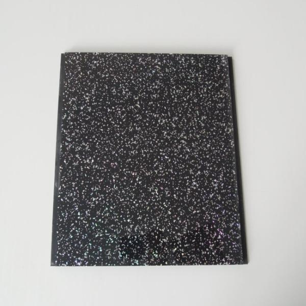 Transformeer elke ruimte met onze hoogwaardige kunststof wandpaneelplaten, perfect geschikt voor zowel residentieel als commercieel gebruik.