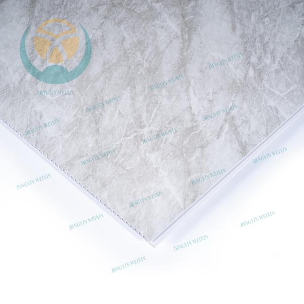 צרו אווירה יוקרתית בעזרת לוחות קרמיקה מזויפת עמידים וקלים להתקנה