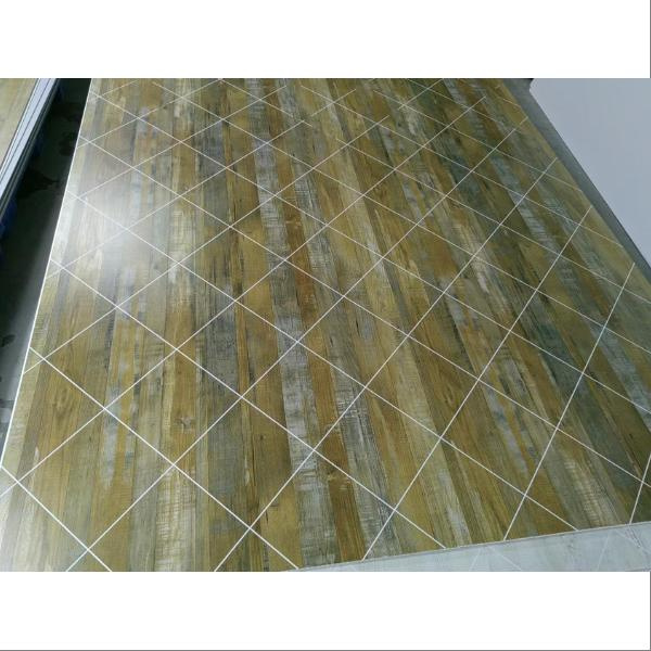 Hochwertige PVC-Nasswandpaneele für dauerhafte Ästhetik