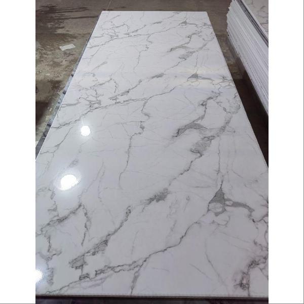 Panneaux muraux de douche en PVC abordables et de haute qualité pour votre salle de bain