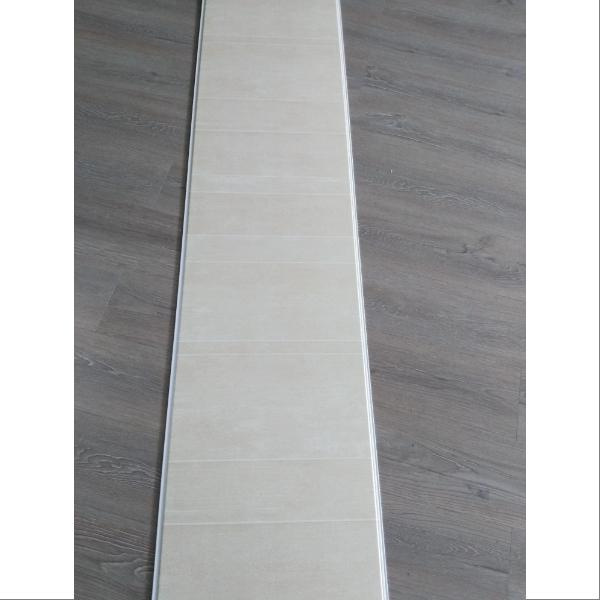 Crie um Visual Moderno e Sofisticado com Nosso Revestimento de Teto em PVC