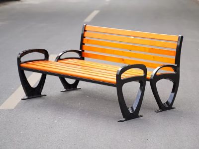 The Story of the Outdoor Bench: From Design Concept to Practical Application