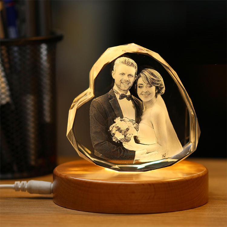 k9 crystal craft custom wholesale 3d laser Heart bride and groom crystal cube night light pedestal with decorative crystal cube supplier