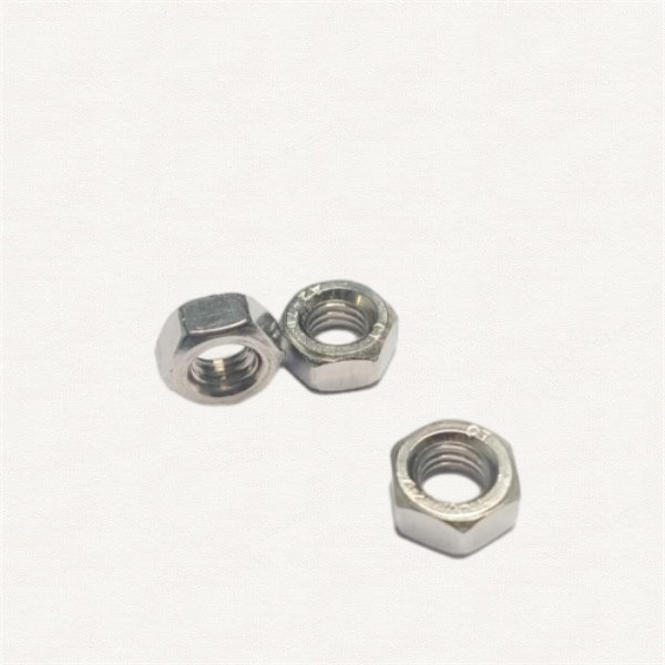 احصل على كمية كبيرة من المسامير وحلقات الغسيل عالية الجودة بسعر معقول