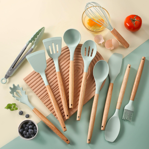 Heat-resistance Wooden Handle Non-Stick Silicone Utensil Set for Kitchen Cooking Spoons Spatulas Utensil Set Accessories manufacture