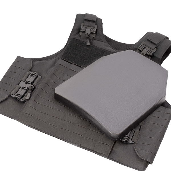 போர் தீரத்தில் சைனிய மையக்கலை உயிர்களை எவ்வாறு காப்பது?