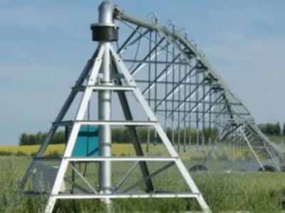 How Center Pivot Systems Improve Crop Yields and Reduce Water Waste