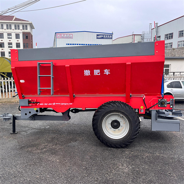 Investi in un diffusore di letame in vendita per migliorare la salute del suolo e i rendimenti dei raccolti