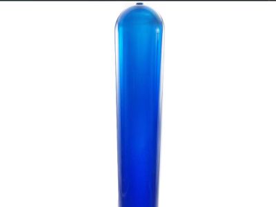 How Our Blow Mold Design Optimizes Material Distribution in PET Bottles