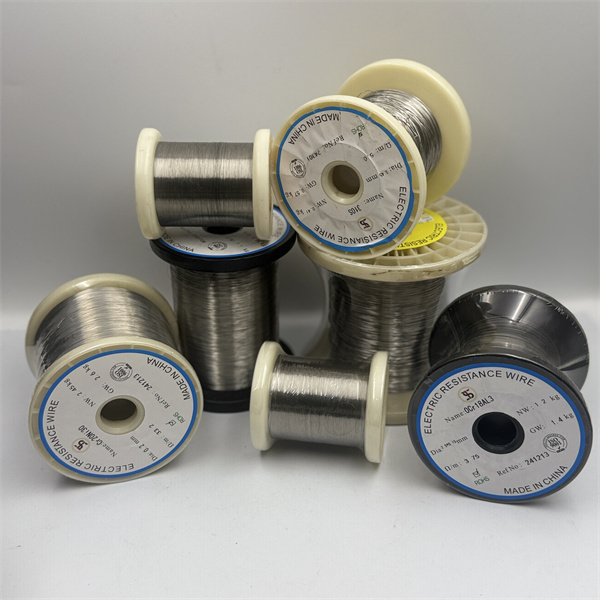 ניסוי עם אורכי חוטים כדי להדגים שונות בהתנגדות