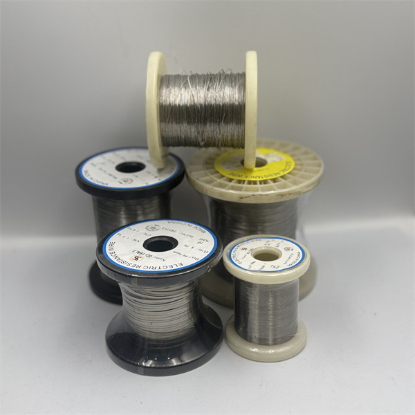 בחירת החוט המתאים לתוך הפרויקטים התעשייתיים או העצמיים שלך.