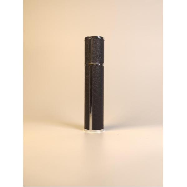 ขนาดกะทัดรัดทำให้เหมาะสำหรับการเดินทางหรือใช้งานในชีวิตประจำวัน