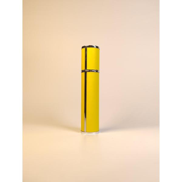 เหมาะสำหรับการพกเจลล้างมือแบบแอลกอฮอล์ในกระเป๋าเงินหรือกระเป๋าเป้