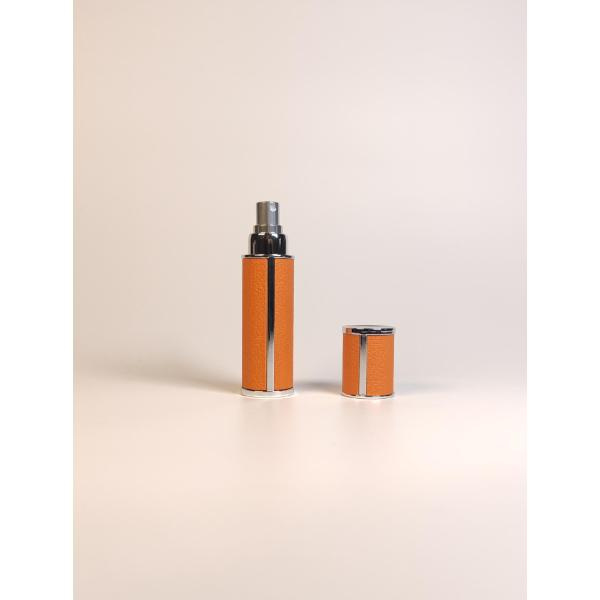 Penyelesaian bergaya dan praktikal untuk memastikan wangian anda sentiasa segar dan mudah diakses - kaca atomizer minyak wangi.