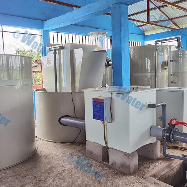 कुशलता और आसान रखरखाव: स्व-सफाई की क्षमता के साथ बनाया गया है, जो दीर्घकालिक है