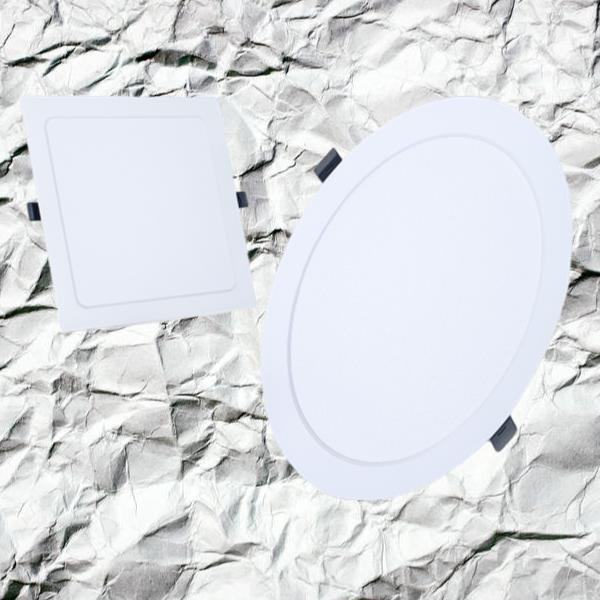 Ĝisdatigu Vian Luman Ludon per la Versatila LED Paneltabelo