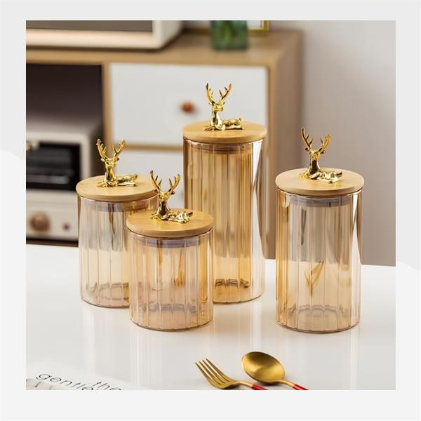 Skapa en Pinterest-värdig matlåda med en samling glaskökets förvaringsburkar