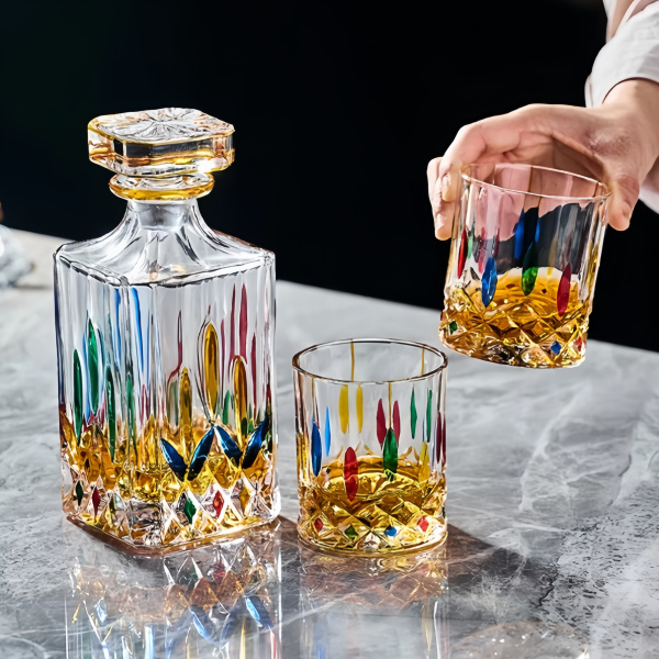 Podnieś poziom picia wina dzięki szklanemu dzbankowi