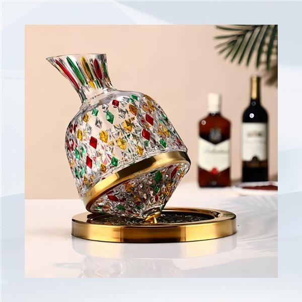 Открийте перфектния стъклен декантер, за да подчертаете любимата си напитка