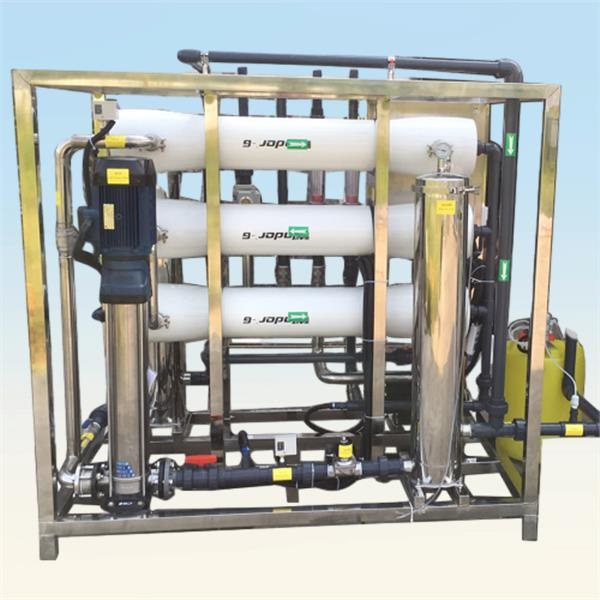 החשיבות של מתקני RO בפגישת דרישות מים תעשייתיות