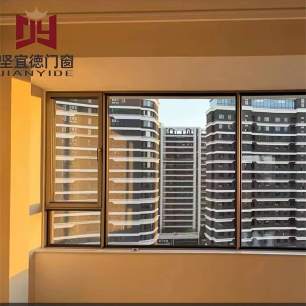 흰색 두 번 열리는 창의 이점들