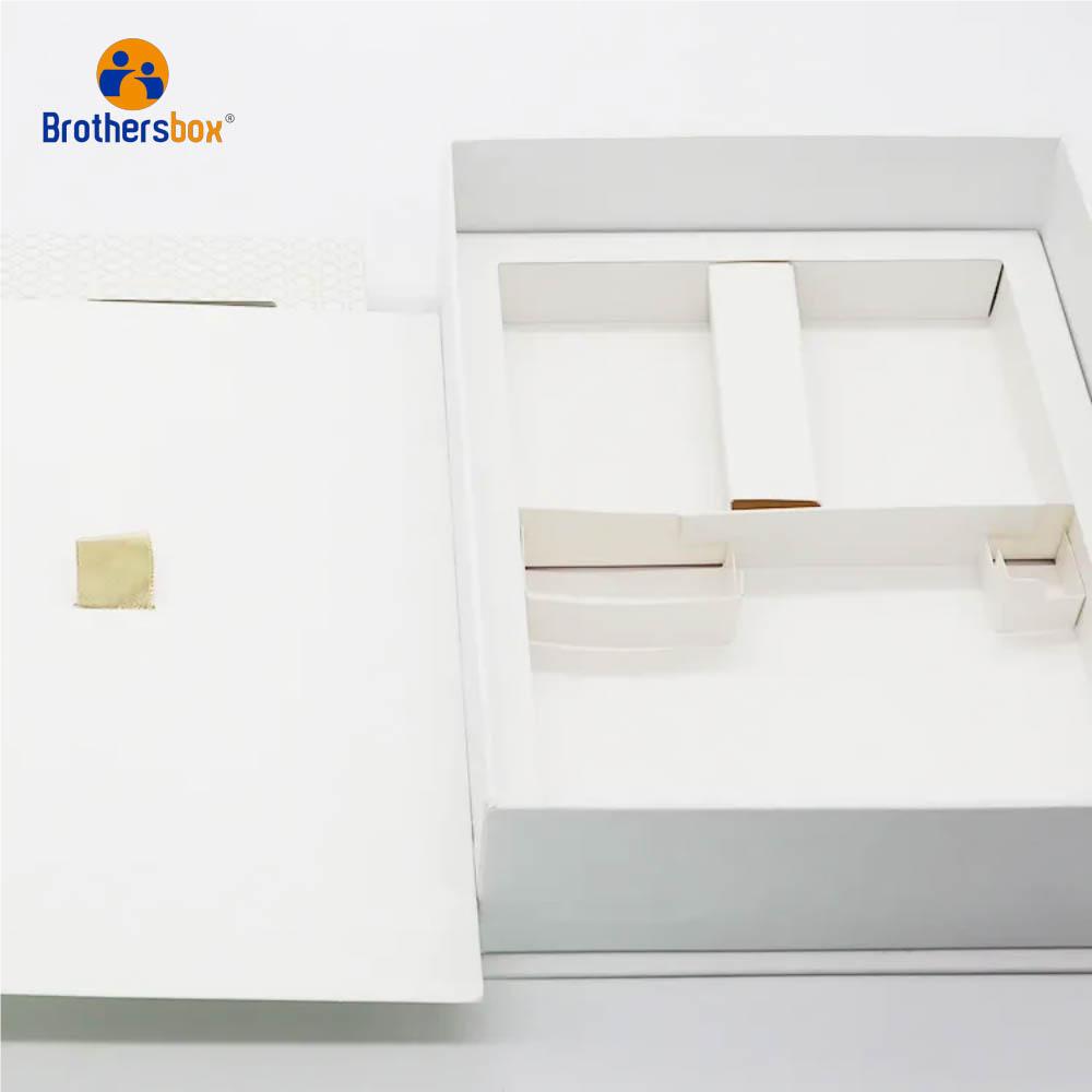 Custom Essential Oil Cosmetic Boxes Wholesale