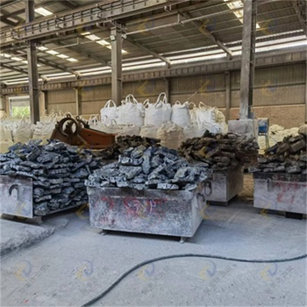 بررسی انواع مختلف آلیاژ‌های فرو استفاده شده در صنایع مختلف