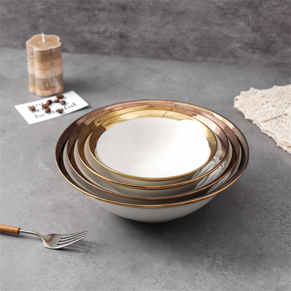 Odolná a ľahko čistiteľná sada servírovacích misk vhodná na každodenné použitie