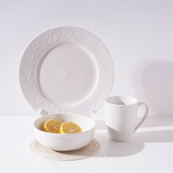 Päivitä keittiön perustarvikkeisiin korkealaatuisella keraamisella lautas- ja kulholle se