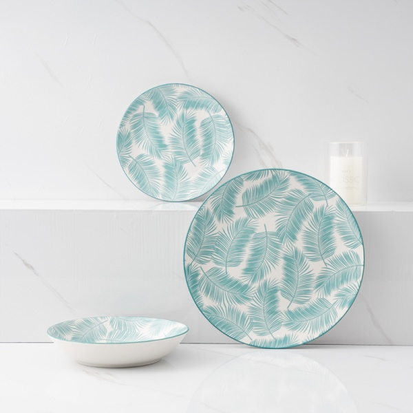 ظرف‌های سرامیکی دست‌ساز برای تجربه‌ای منحصر به فرد در هنگام صرف غذا.