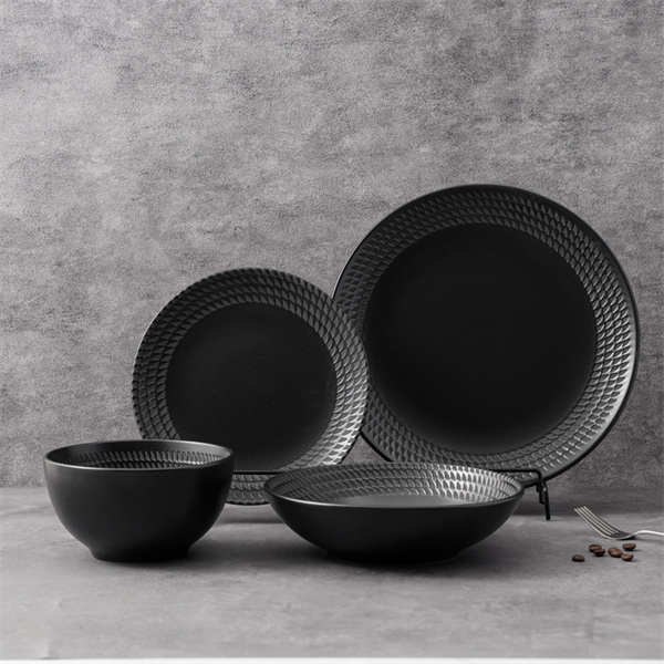 Bëni përshtypje te mysafirët tuaj me vendosje të mahnitshme prej porcelani