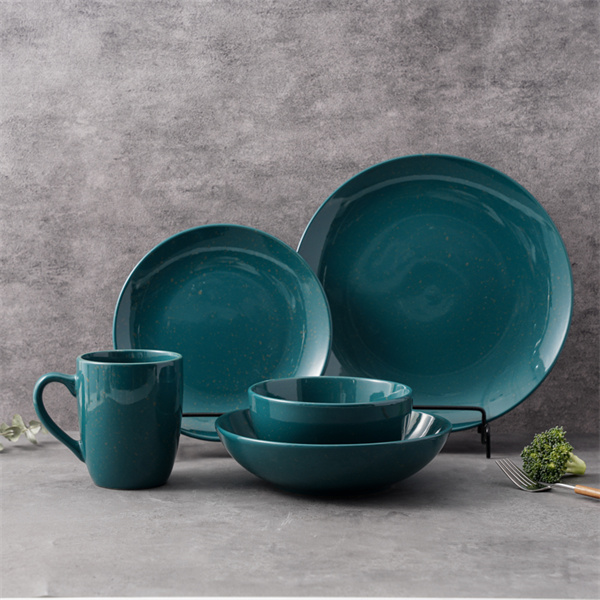 Enë pjatë të qëndrueshme dhe të përdorshme për çdo ditë