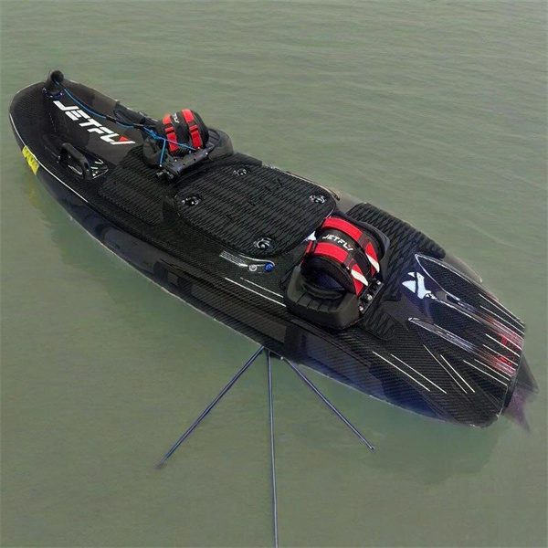 Feel the rush of adrenaline with the Jetfly Board.