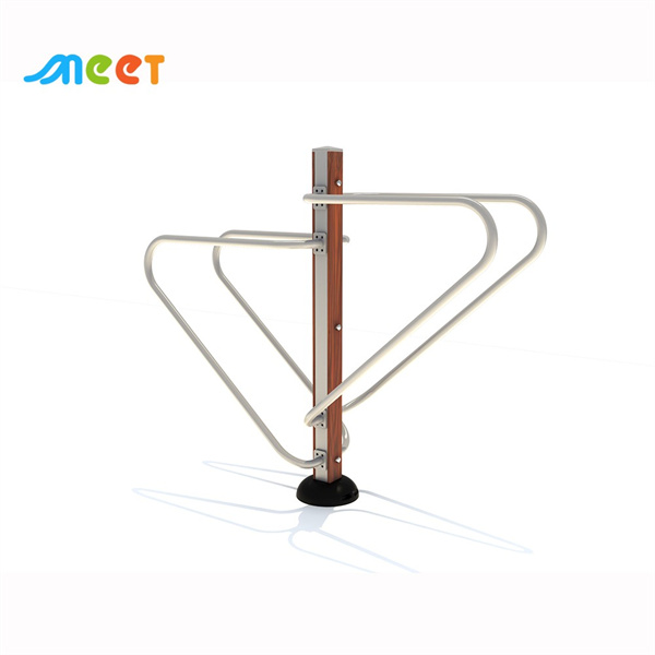 Уживајте у дивој природи док градите мишиће са ванземским баром за повлачење