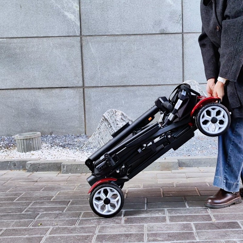 Miért ideálisak a hajtható elektromos mozgásképtelenek számára készült robogók a városi közlekedéshez?