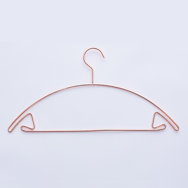 정리되지 않은 서랍과 작별하고 스커트 걸이 솔루션을 사용하세요