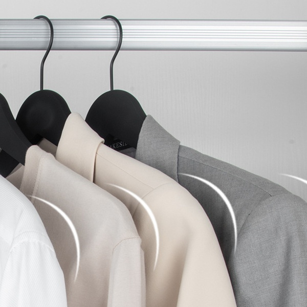 Დაარকვიეთ თქვენი ქერ Gaussian ჩვენს არა-გადაცემადი პლასტიკის დაჭერებებით