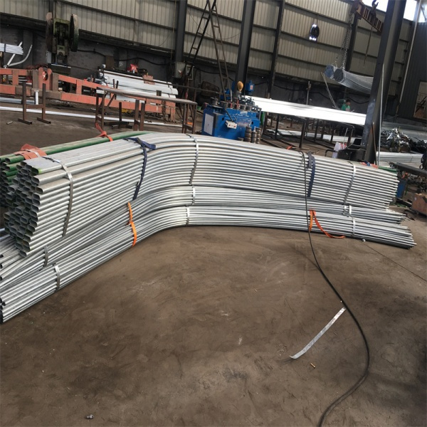 GI խողովակի բազմակողմանիությունը տանիքի կիրառումների համար