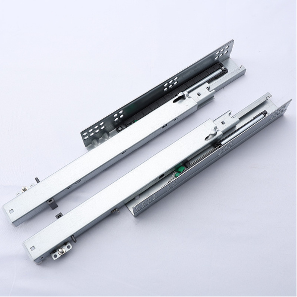 عملکرد بی‌صدا و خفته راهنمای کشوی نامرئی زیرساز ما