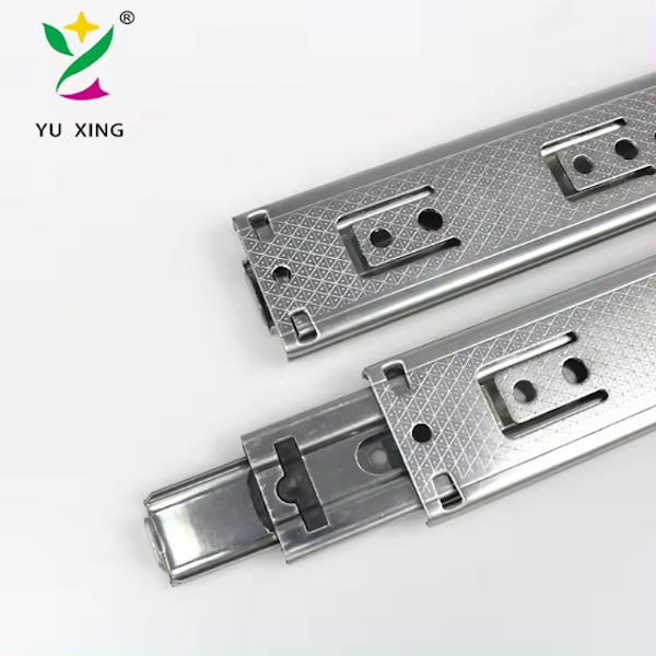 جذابیت زیبایی مبلمان خود را با ریل‌های کشوی زیرنصب شیک و مدرن ما ارتقا دهید