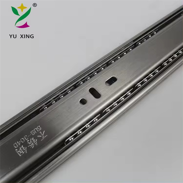 Tüm toptan çekmece rayı ihtiyaçlarınızı karşılamak için geniş bir boyut ve stil seçeneği