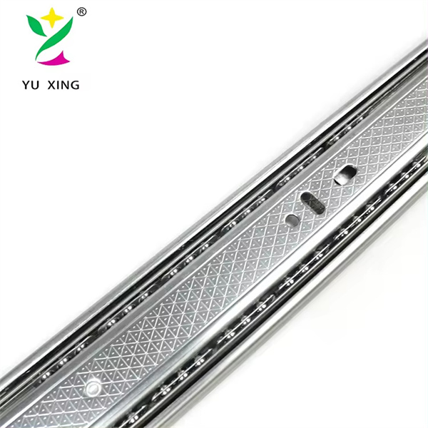 هموار سلٿل جي تجربو لاءِ ٽاپ مائونٽ دراز سلائيڊس ڪيئن انسٽال ڪريون