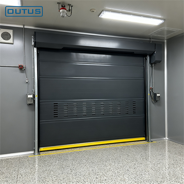Puertas enrollables de alta velocidad eficientes en energía para edificios industriales