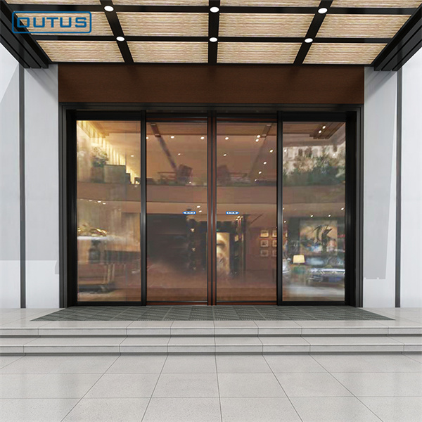 Zlepšete zákaznickou zkušenost moderními a stylovými automatickými posuvnými skleněnými dveřmi