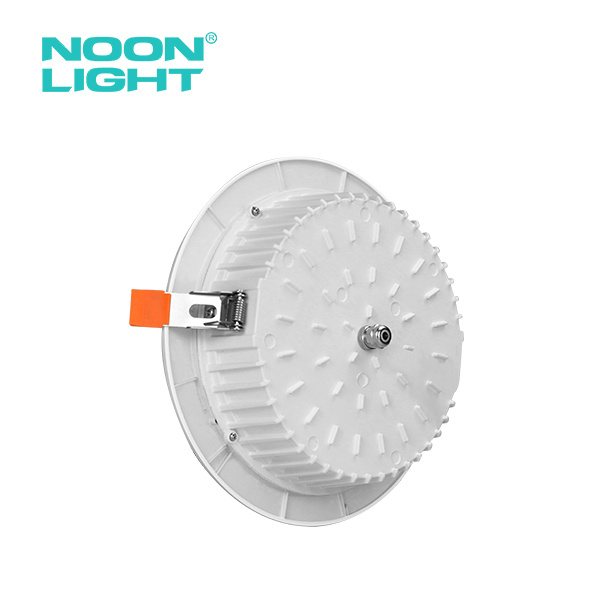 Proměňte jakýkoli prostor našimi moderními LED zářivkovými svítidly